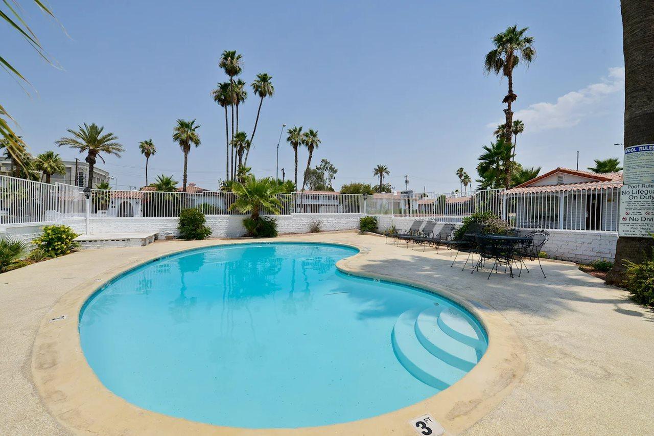 Historic Coronado Motor Hotel By Oyo Yuma Exterior photo