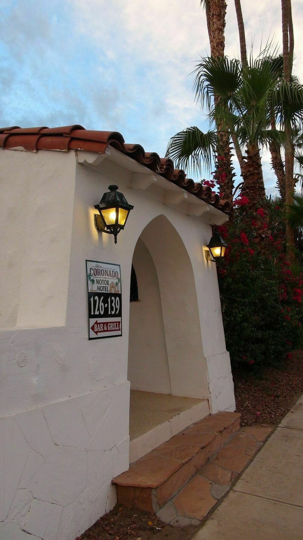 Historic Coronado Motor Hotel By Oyo Yuma Exterior photo
